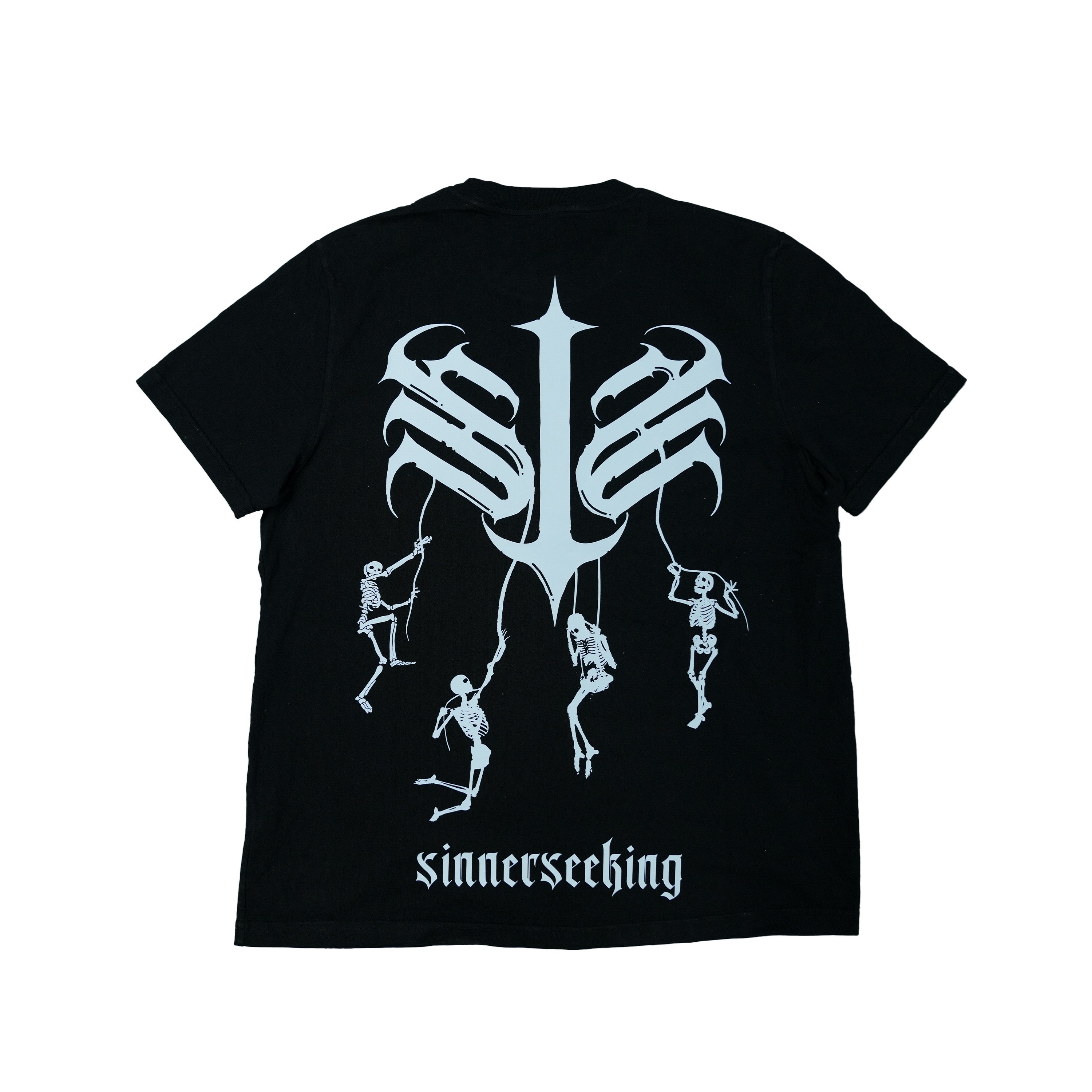 Stringy Skelly tee